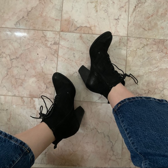 ALDO Heeled Boots - Picture 4 of 10